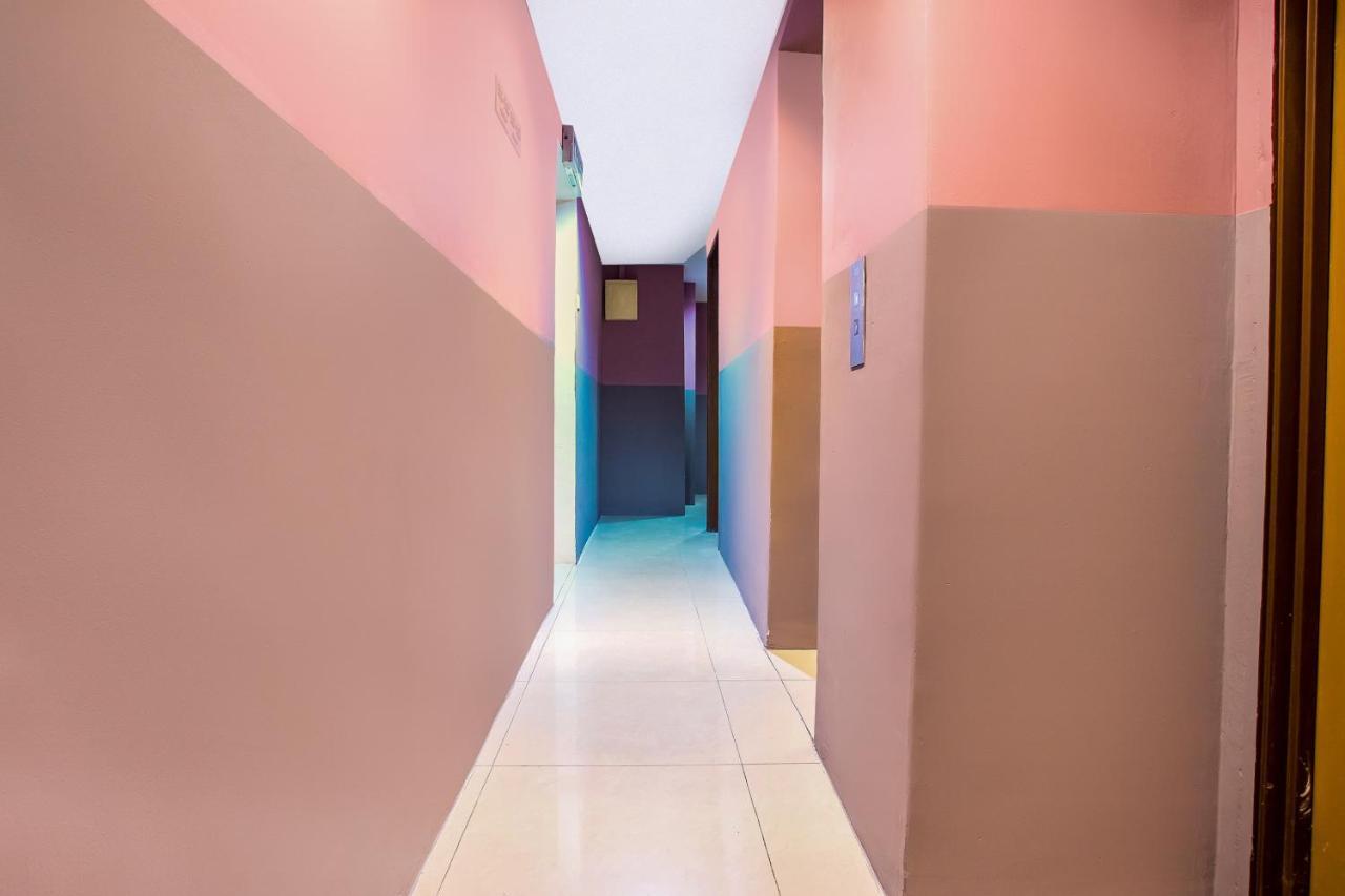 Oyo 89688 Alor Street Hotel Kuala Lumpur Exterior photo